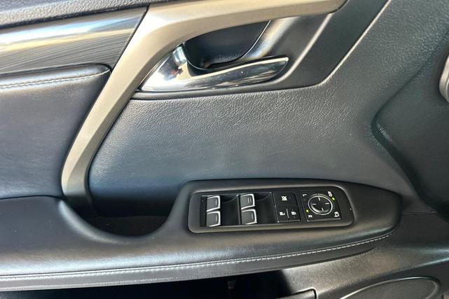 Photo of 2019 Nebula Gray Pearl Lexus RX 350