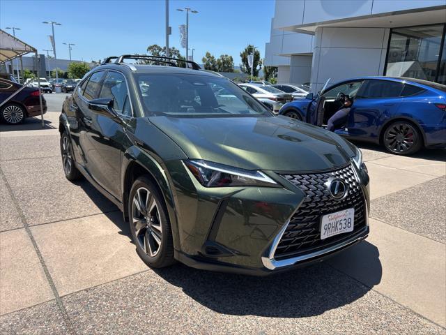 2025 Lexus Ux 300h