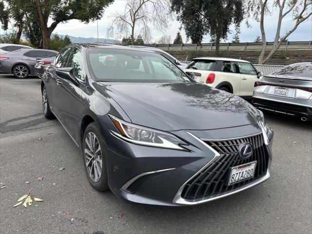 2022 Lexus Es 300h