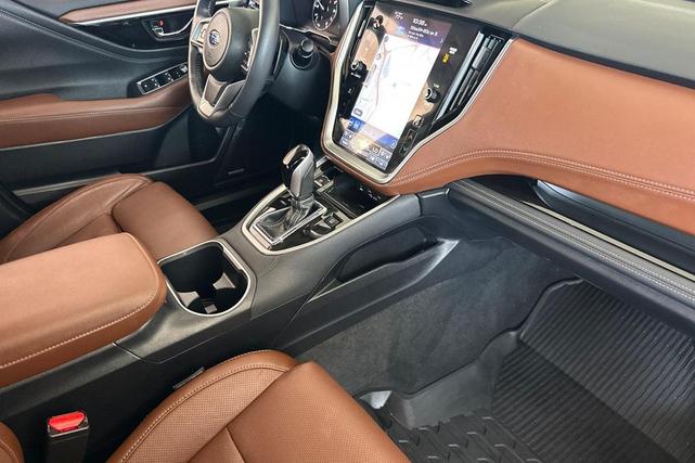 Photo of 2022 Crystal Black Silica Subaru Outback