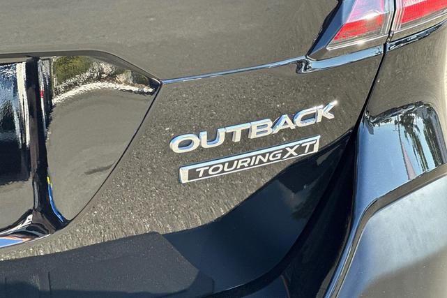 Photo of 2022 Crystal Black Silica Subaru Outback