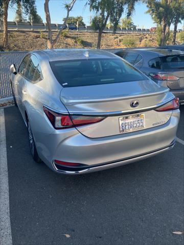 2020 Lexus Es 300h