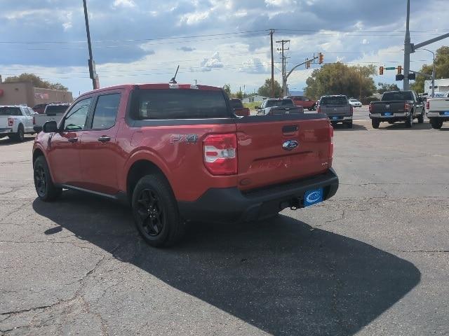 Photo of 2022 HOT PEPPER RED TC METALLIC Ford Maverick