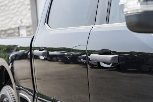 Photo of 2025 Agate Black Metallic Ford F-250