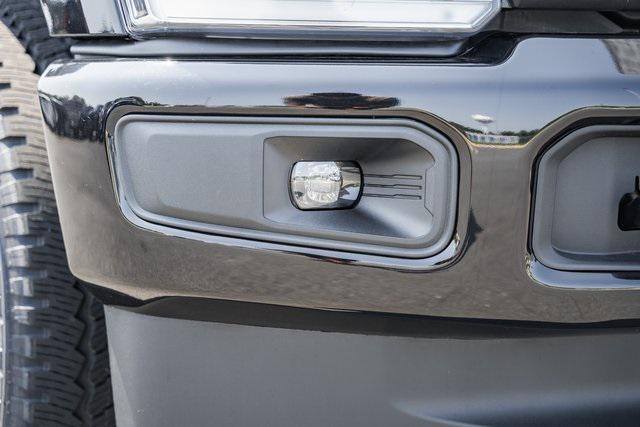 Photo of 2025 Agate Black Metallic Ford F-250