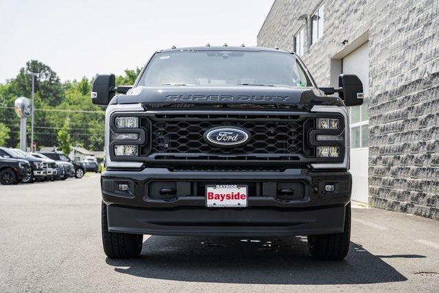 Photo of 2025 Agate Black Metallic Ford F-250