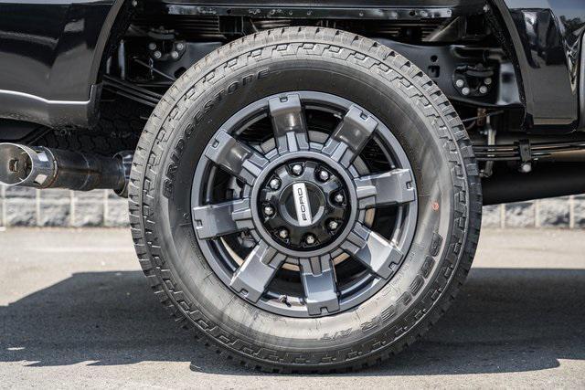 Photo of 2025 Agate Black Metallic Ford F-250