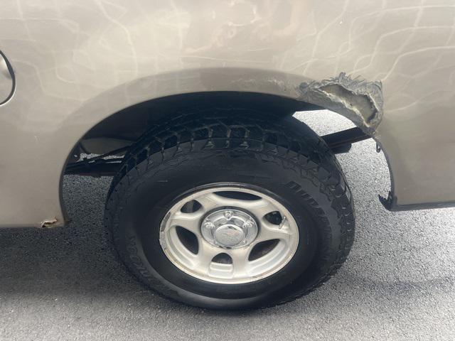 Photo of 2002 Arizona Beige Clearcoat Metallic Ford F-150