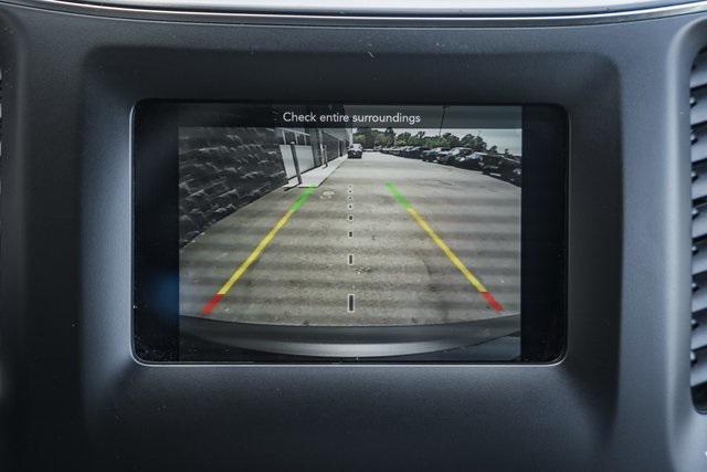 Photo of 2020 Diamond Black Crystal Pearlcoat Jeep Cherokee