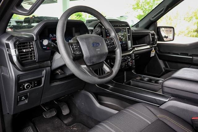 Photo of 2024 Agate Black Metallic Ford F-150