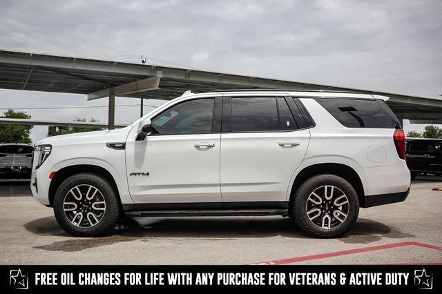 Photo of 2023 Summit White GMC Yukon