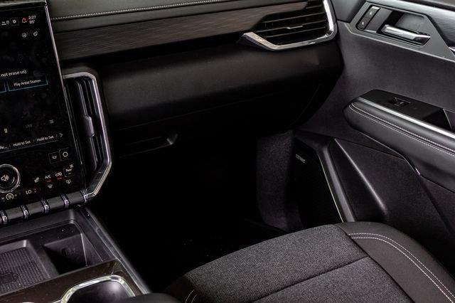 Photo of 2025 Ebony Twilight Metallic GMC Acadia