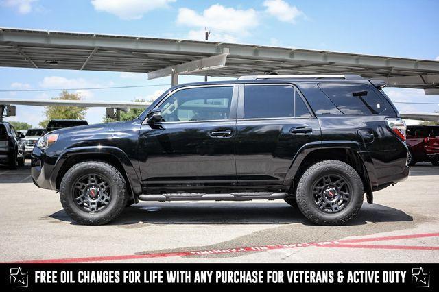 Photo of 2022 Black Toyota 4Runner
