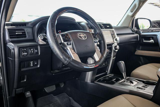 Photo of 2022 Black Toyota 4Runner