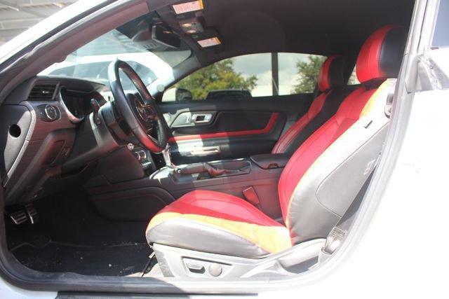 Photo of 2022 Oxford White Ford Mustang