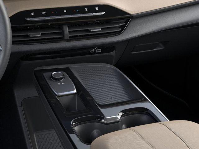 Photo of 2026 White Tri-Coat Buick Enclave