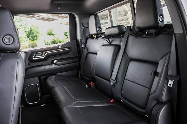Photo of 2023 Iridescent Pearl Tricoat Chevrolet Silverado 1500