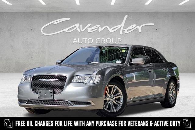 2017 Chrysler 300
