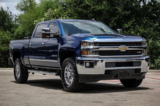 Photo of 2016 Deep Ocean Blue Metallic Chevrolet Silverado 2500