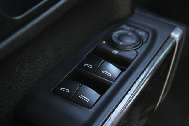 Photo of 2021 Black Chevrolet Silverado 1500