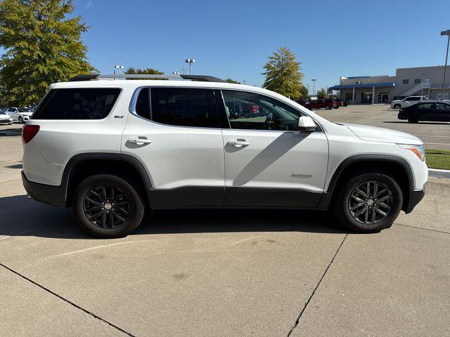 Photo of 2019 Summit White GMC Acadia