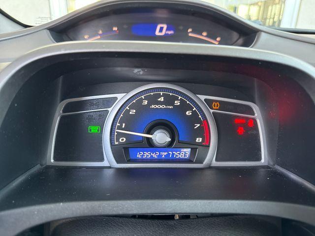 Photo of 2008 Champagne Honda Civic