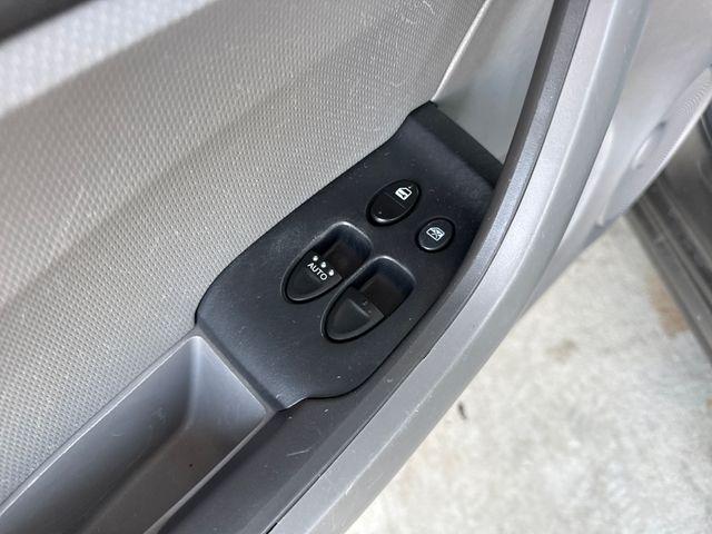 Photo of 2008 Champagne Honda Civic