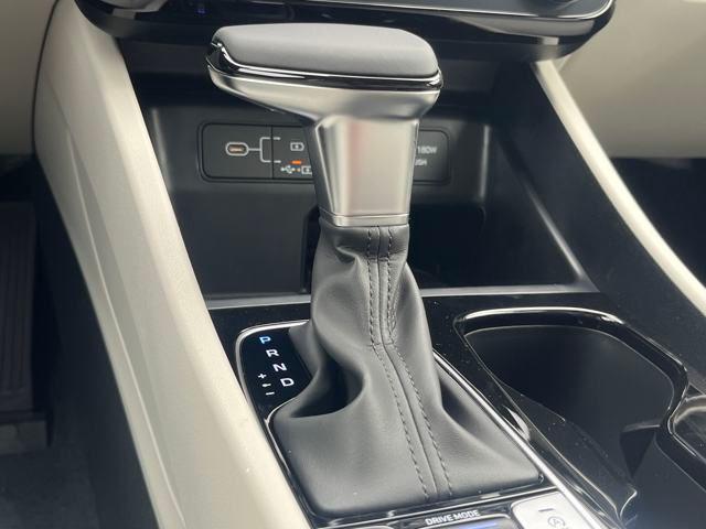 Photo of 2025 Phantom Black Hyundai TUCSON