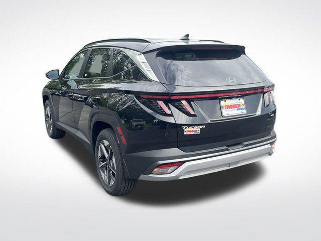 Photo of 2025 Phantom Black Hyundai TUCSON