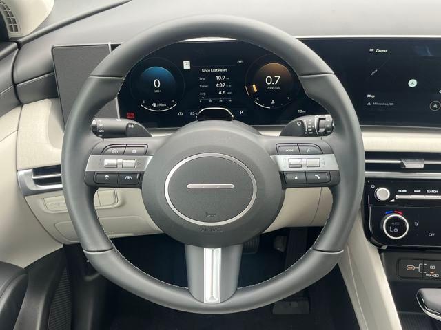 Photo of 2025 Phantom Black Hyundai TUCSON