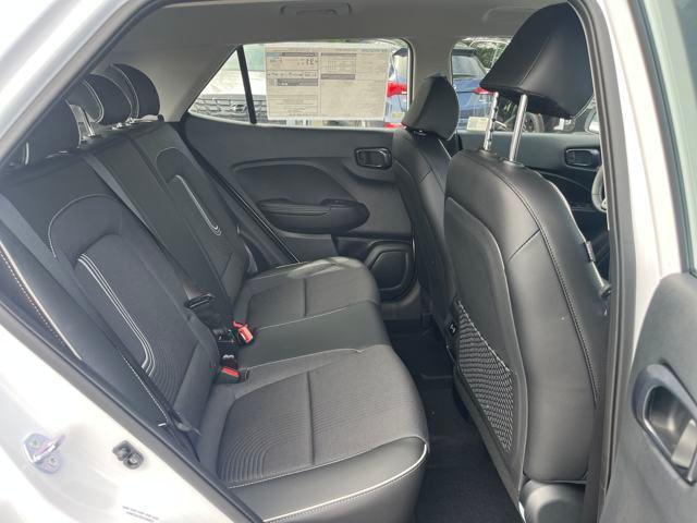 Photo of 2025 Lunar White w/Black Roof Hyundai VENUE
