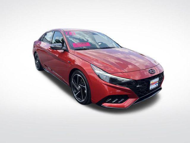 Photo of 2022 Lava Orange Hyundai ELANTRA