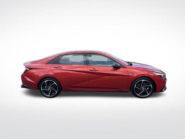Photo of 2022 Lava Orange Hyundai ELANTRA