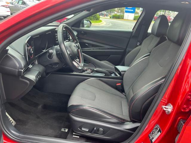 Photo of 2022 Lava Orange Hyundai ELANTRA