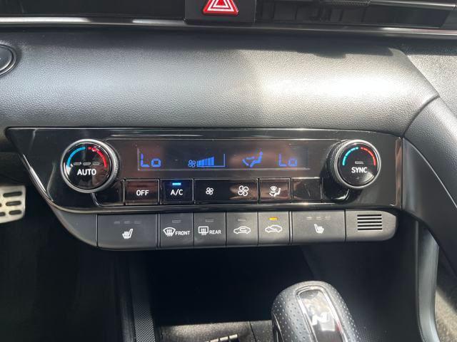 Photo of 2022 Lava Orange Hyundai ELANTRA