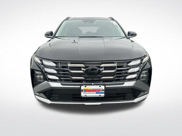 Photo of 2025 Phantom Black Hyundai TUCSON