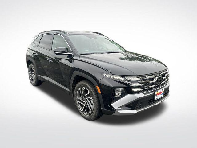 Photo of 2025 Phantom Black Hyundai TUCSON