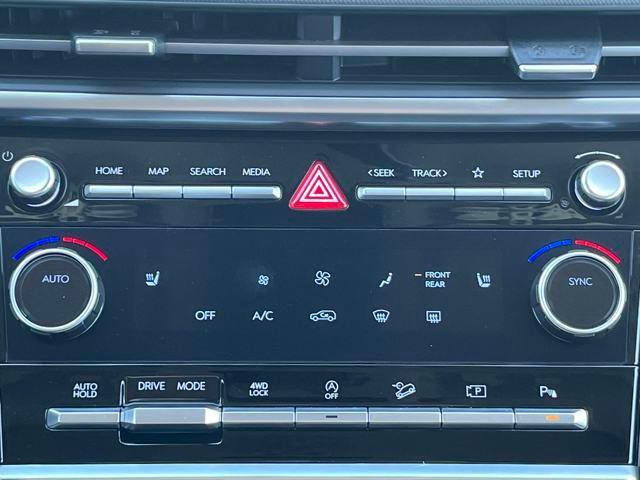 Photo of 2025 Shimmering Silver Hyundai SANTA FE
