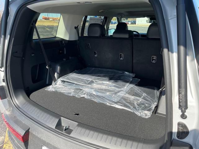 Photo of 2025 Shimmering Silver Hyundai SANTA FE