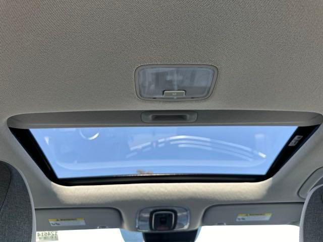 Photo of 2025 Intense Blue Hyundai ELANTRA