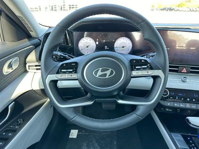 Photo of 2025 Intense Blue Hyundai ELANTRA