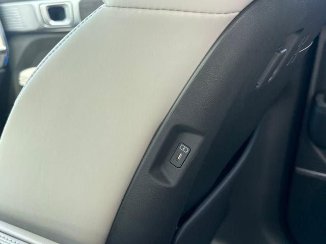 Photo of 2025 Serenity White Hyundai SANTA FE
