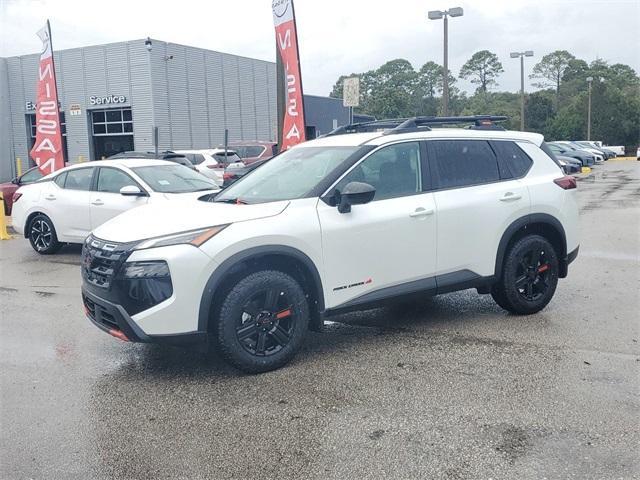 Photo of 2025 Everest White P Nissan Rogue