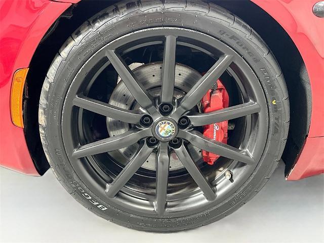 Photo of 2015 Rosso Alfa Alfa Romeo 4C Spider