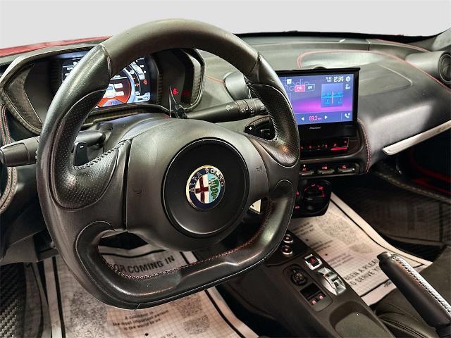 Photo of 2015 Rosso Alfa Alfa Romeo 4C Spider