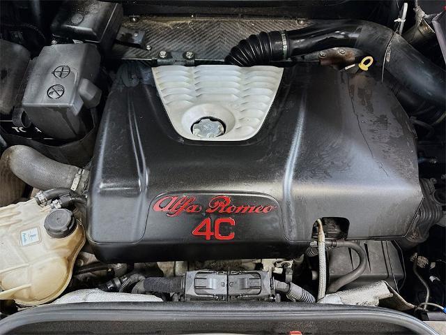 Photo of 2015 Rosso Alfa Alfa Romeo 4C Spider