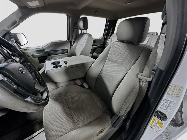 Photo of 2019 White Ford F-150