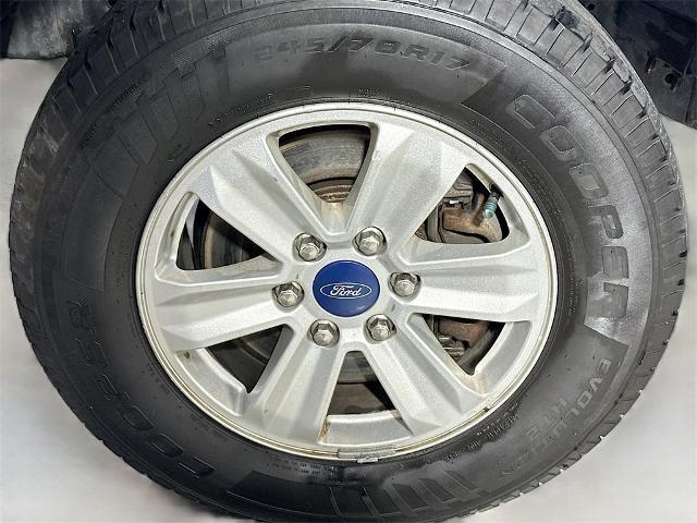 Photo of 2019 White Ford F-150