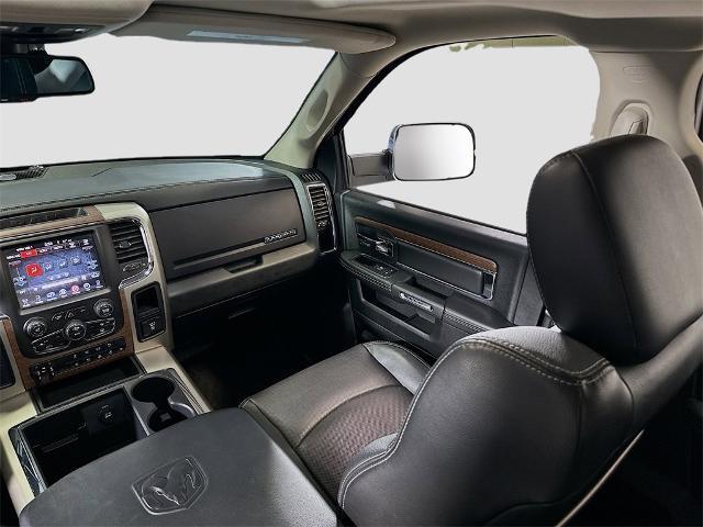 Photo of 2014 Bright White Clearcoat RAM 2500