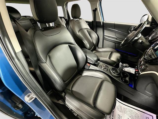 Photo of 2018 Island Blue Metallic MINI Countryman